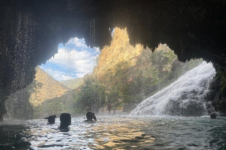 Las grutas